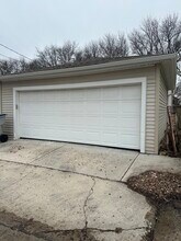 438 S 65th St (Lower) in Milwaukee, WI - Building Photo - Building Photo