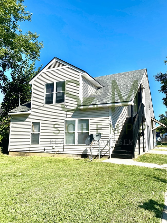 2409 Rowan St in Louisville, KY - Building Photo - Building Photo