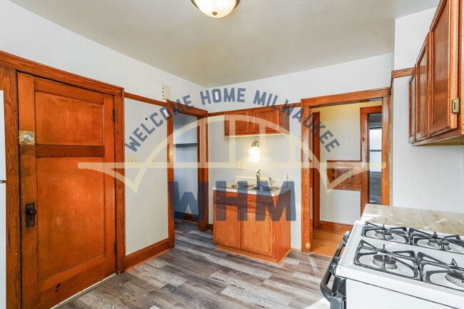 property at 3019 N 61st St