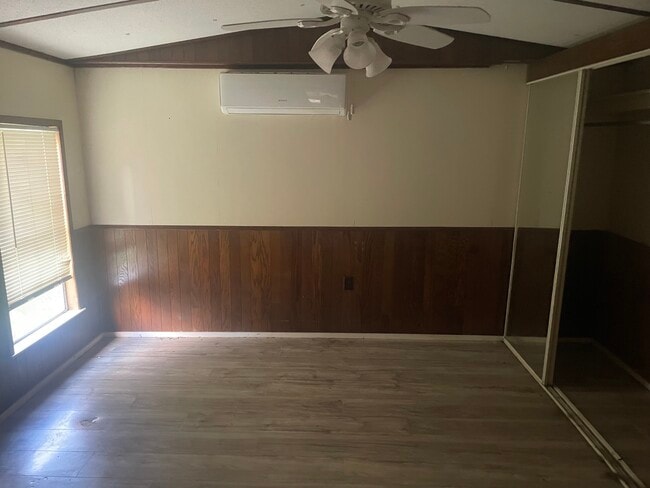 17 Fleetwood Cir in Crawfordville, FL - Building Photo - Building Photo