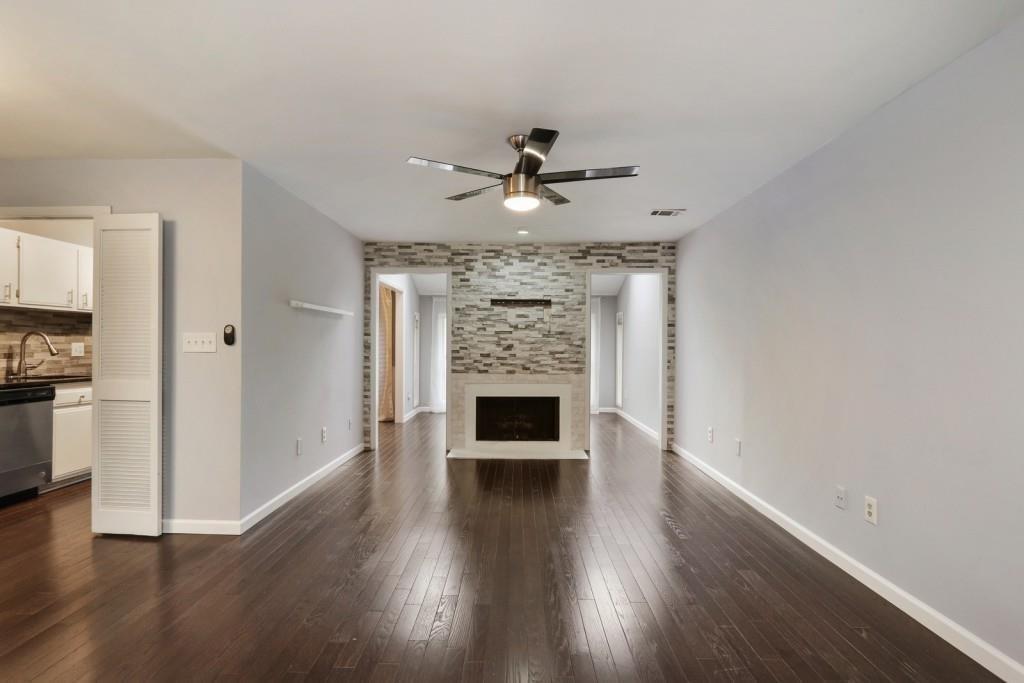 8740 Roswell Rd in Sandy Springs, GA - Building Photo