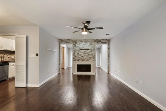 property at 8740 Roswell Rd