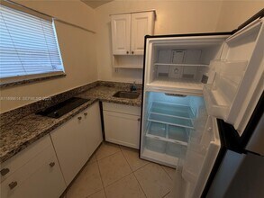 1012 N 24th Ave in Hollywood, FL - Building Photo - Building Photo