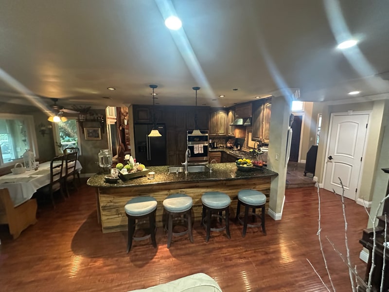 30486 Deer Meadow Rd in Temecula, CA - Building Photo