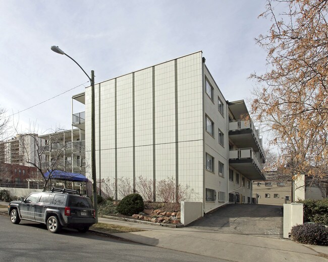 Pearl Manor Apartments in Denver, CO - Foto de edificio - Building Photo