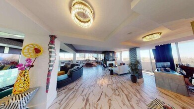 3530 Piedmont Rd NE-Unit -P1 in Atlanta, GA - Foto de edificio - Building Photo