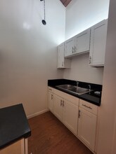 7340 Ventura Canyon Ave in Los Angeles, CA - Building Photo - Building Photo