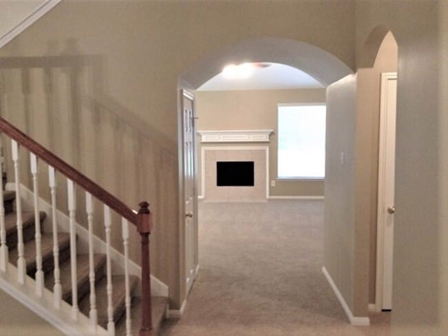 property at 12527 Avery Vale Ln