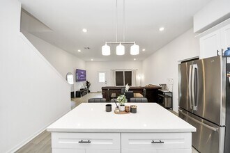 4613 Ireland St in Houston, TX - Building Photo - Building Photo