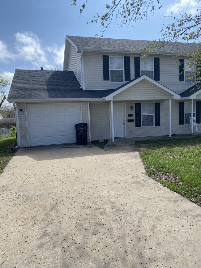 property at 4524 Waterloo Dr