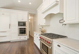 68 Otis St, Unit 2 in Cambridge, MA - Foto de edificio - Building Photo