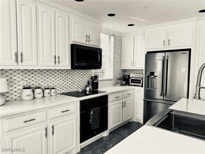 24700 Lakemont Cove Ln in Bonita Springs, FL - Building Photo - Building Photo