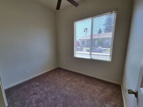 46-46 Butterwick Ct in Sacramento, CA - Building Photo - Building Photo