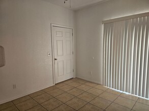 2299 Shorewood Dr, Unit #101 in Lake Havasu City, AZ - Building Photo - Building Photo