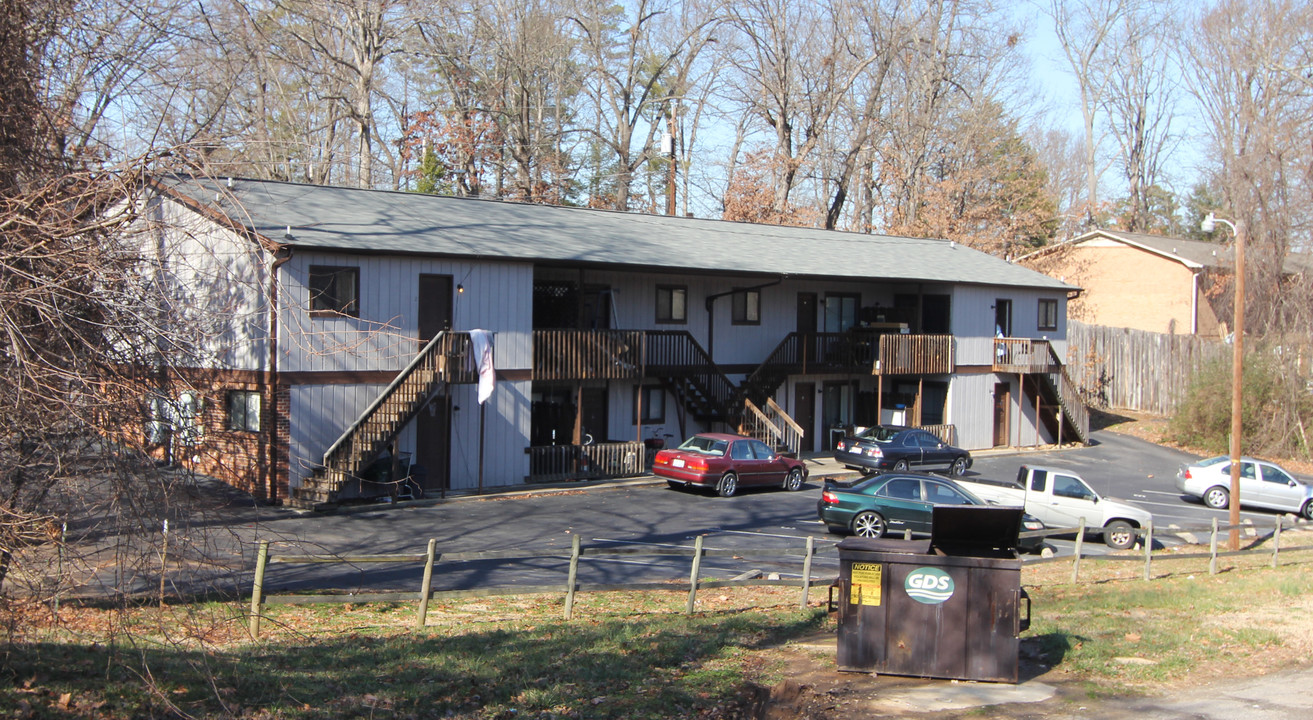 1 Circle St in Granite Falls, NC - Building Photo