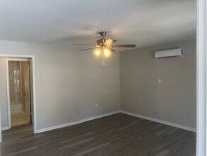 1107 Gum St in Conway, AR - Building Photo - Building Photo