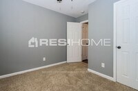 7124 Babbling Brook Dr photo'