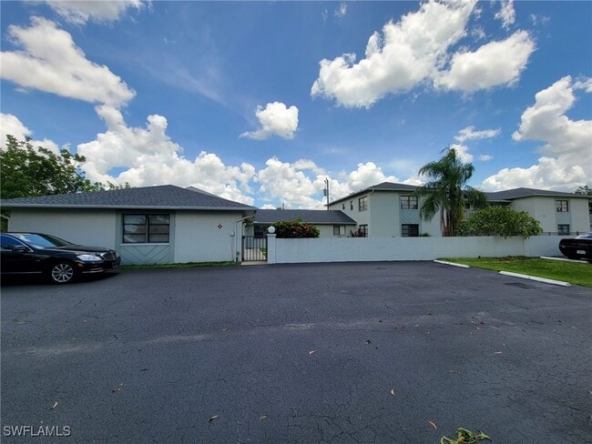 property at 919 SE 8th Terrace