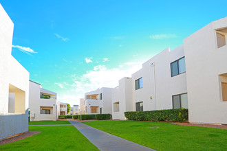 Desert Springs in Tucson, AZ - Foto de edificio - Building Photo