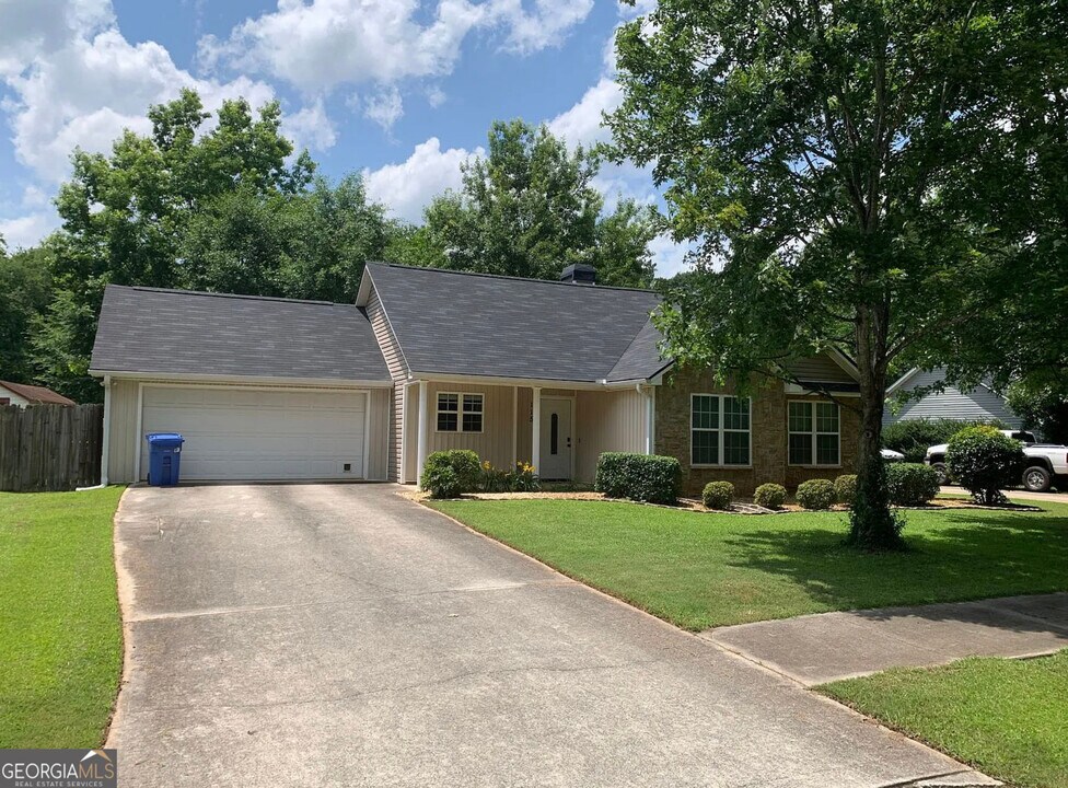 115 Airport Rd in Athens, GA - Building Photo