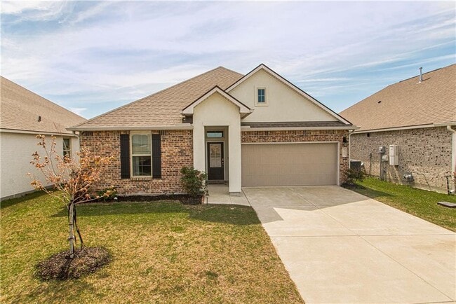 property at 717 W Lakeshore Landing Dr