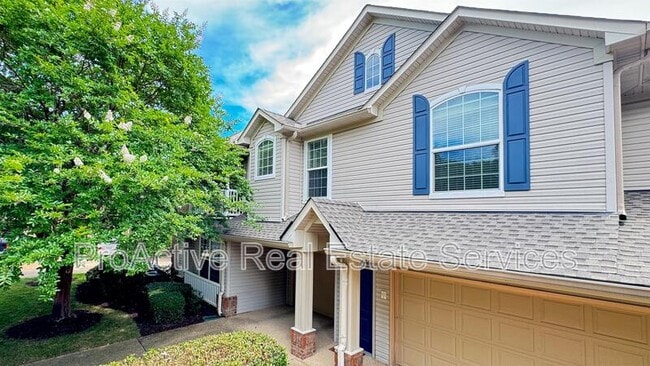 1034 Grand Oak Ln in Virginia Beach, VA - Foto de edificio - Building Photo