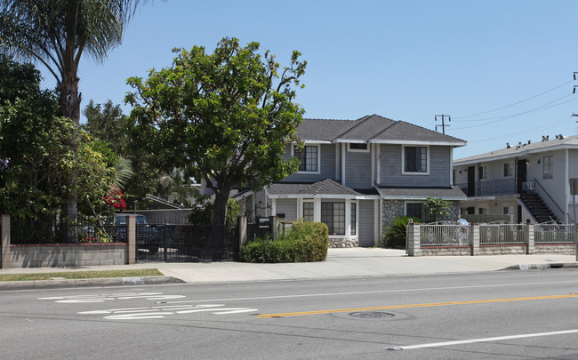 3710 Tyler Ave in El Monte, CA - Foto de edificio - Building Photo