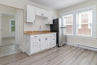 112 Adams St in Boston, MA - Building Photo - Building Photo