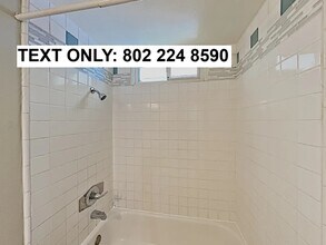 2070 Kasten St in Simi Valley, CA - Building Photo - Building Photo