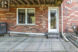 42 Hasler Crescent in Guelph, ON - Building Photo - Building Photo