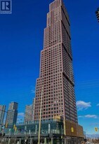 2920 Hwy 7 in Vaughan, ON - Building Photo