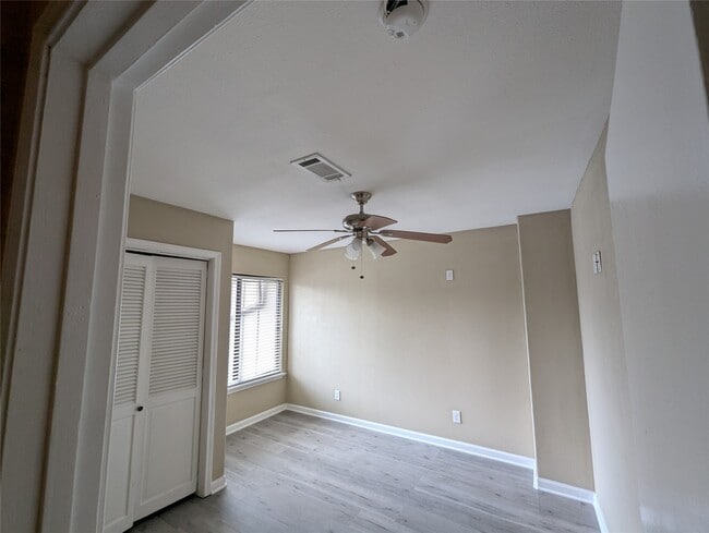 12045 Willow Trail in Houston, TX - Foto de edificio - Building Photo