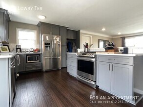 5360 Lowry Terrace in Minneapolis, MN - Building Photo - Building Photo