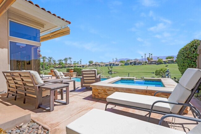 901 Deer Haven Cir in Palm Desert, CA - Building Photo - Building Photo