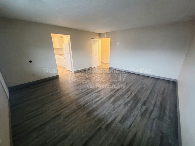 218 S McKinley Pl in Kennewick, WA - Building Photo - Building Photo