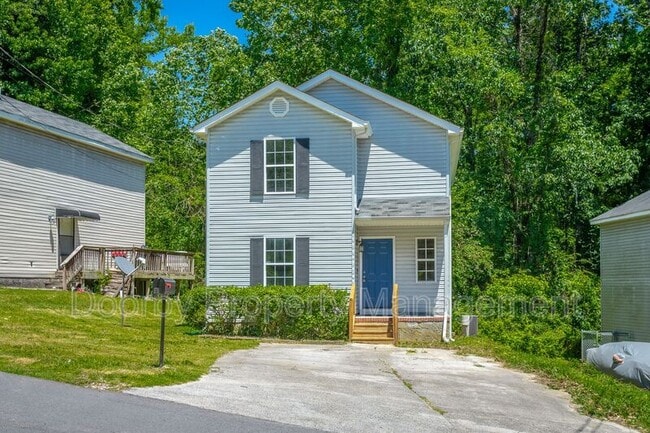 property at 1860 Greenwood Rd