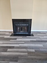 9 Hampton Gate Dr, Unit AptB in Sicklerville, NJ - Foto de edificio - Building Photo