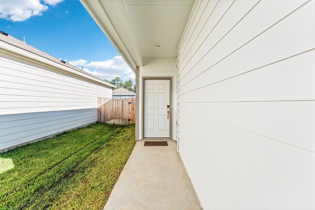 property at 16215 Globetrotter Ct