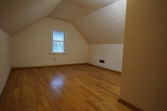 3427 Shirley Rd in Rockford, IL - Foto de edificio - Building Photo