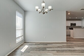 1101 N Englewood Ave in Lubbock, TX - Building Photo - Building Photo
