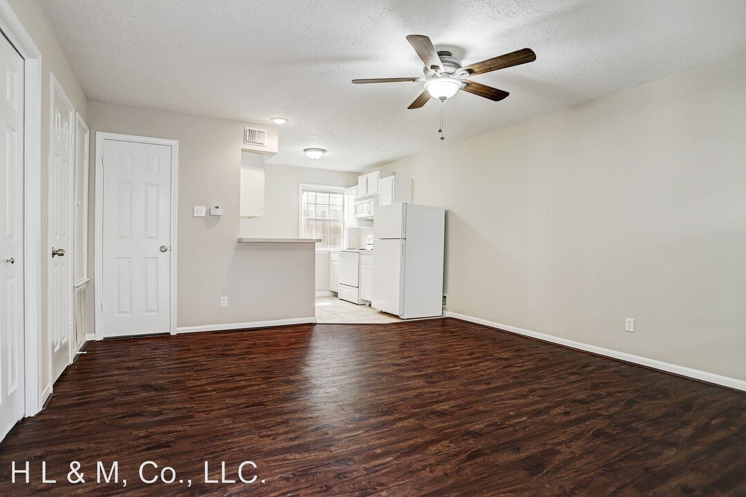 802 Stanford St in Houston, TX - Building Photo