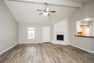 16751 Dew Drop Ln in Houston, TX - Building Photo - Building Photo
