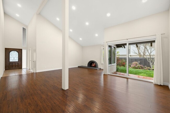 782 Silver Cloud St in Thousand Oaks, CA - Building Photo - Building Photo
