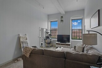 Clocktower Place in Nashua, NH - Building Photo - Building Photo