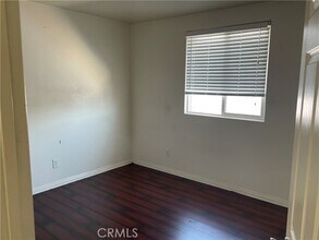 580 E 12th St, Unit 1 in Pomona, CA - Building Photo - Building Photo
