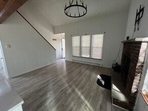 8446 Bear Trail Dr in Tobyhanna, PA - Building Photo - Building Photo