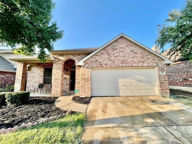 1721 Flamingo Dr in Little Elm, TX - Building Photo