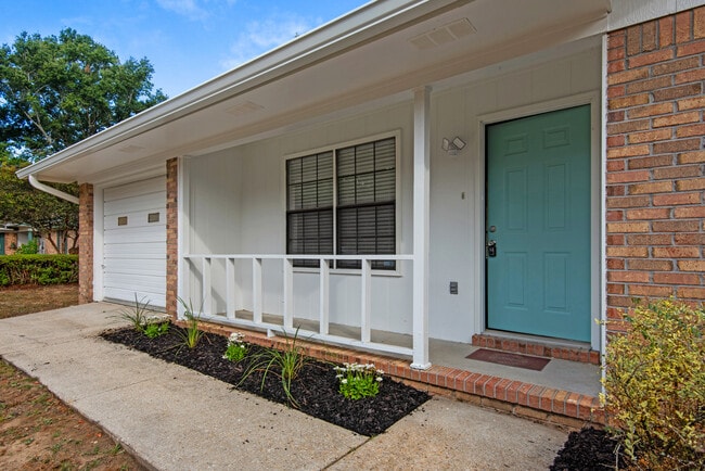6572 Bass Ln in Milton, FL - Building Photo - Building Photo