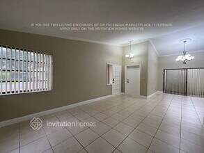 15620 SW 57th St in Miami, FL - Building Photo - Building Photo