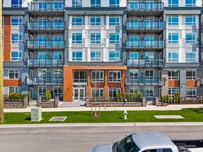 McCallum Place in Abbotsford, BC - Foto de edificio - Building Photo